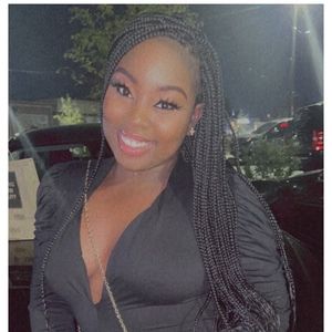 Meet your Posher, Esther